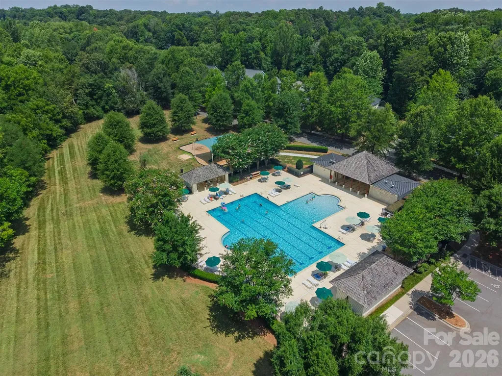 11316 Warfield Avenue Huntersville NC 28078
