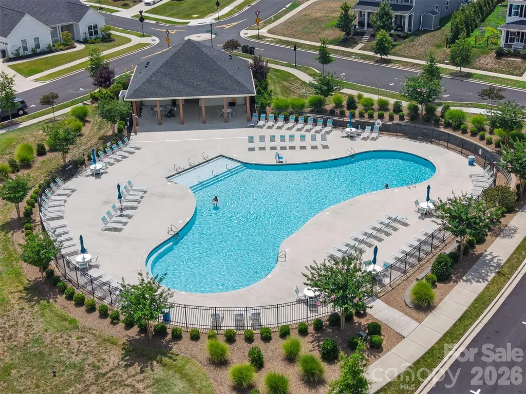 11316 Warfield Avenue Huntersville NC 28078
