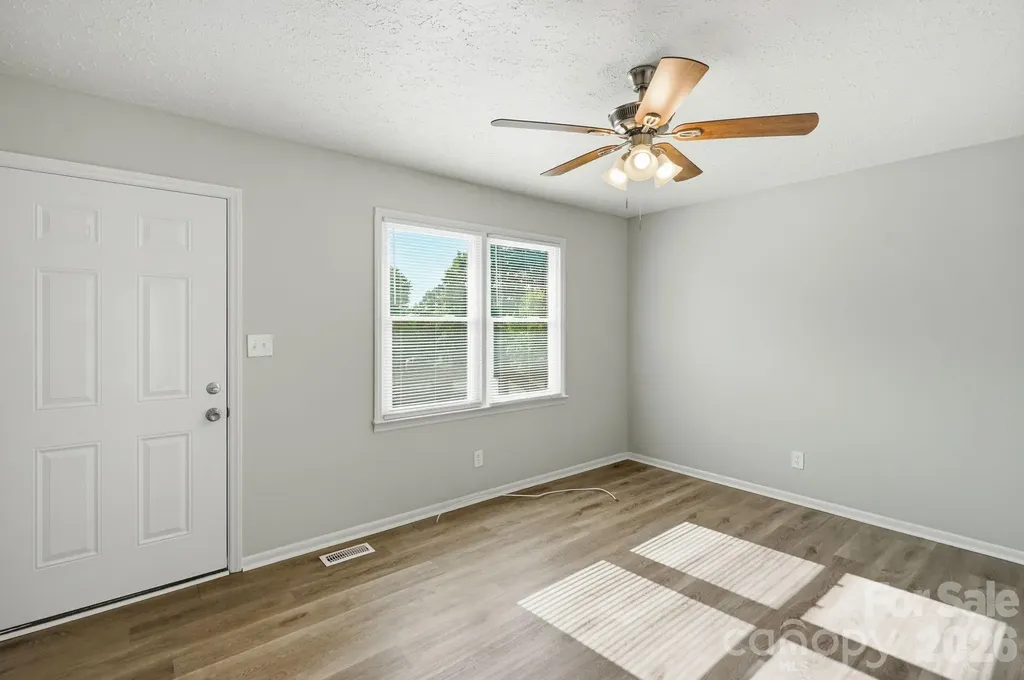 202 Cooke Circle Kings Mountain NC 28086