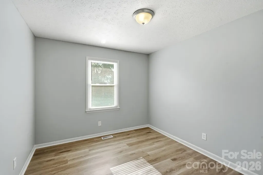 202 Cooke Circle Kings Mountain NC 28086