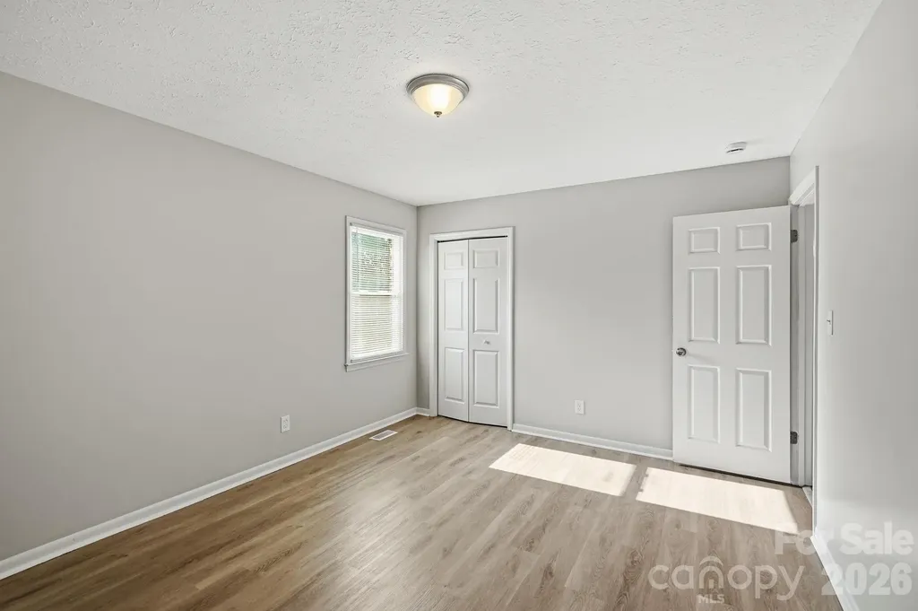 202 Cooke Circle Kings Mountain NC 28086