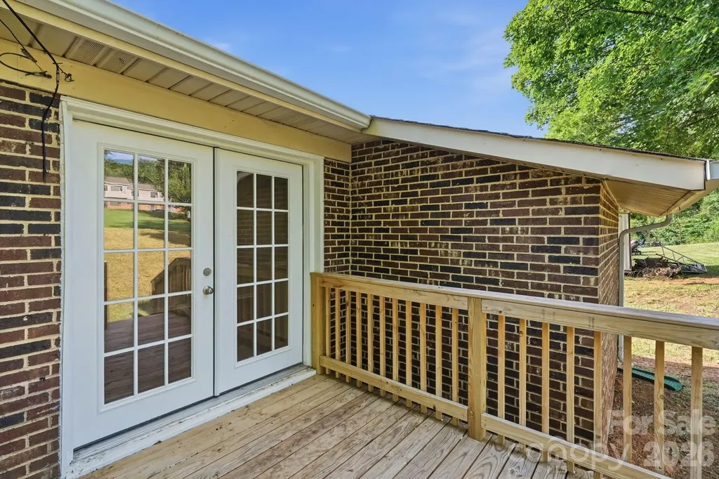 202 Cooke Circle Kings Mountain NC 28086