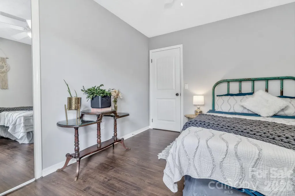 144 Pinehaven Drive Clyde NC 28721