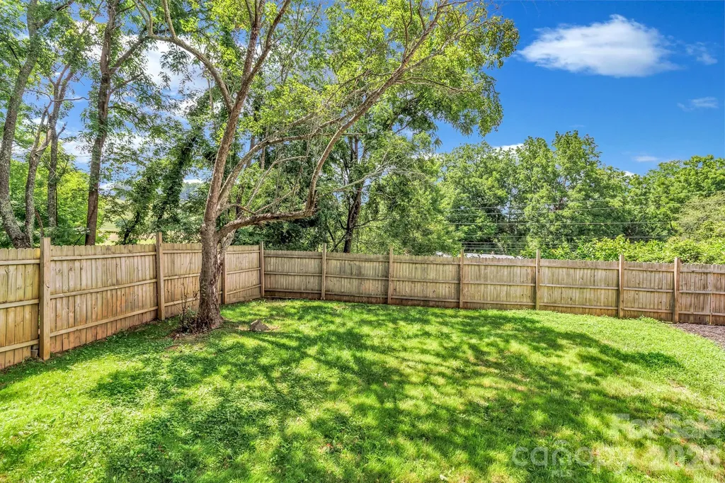 144 Pinehaven Drive Clyde NC 28721