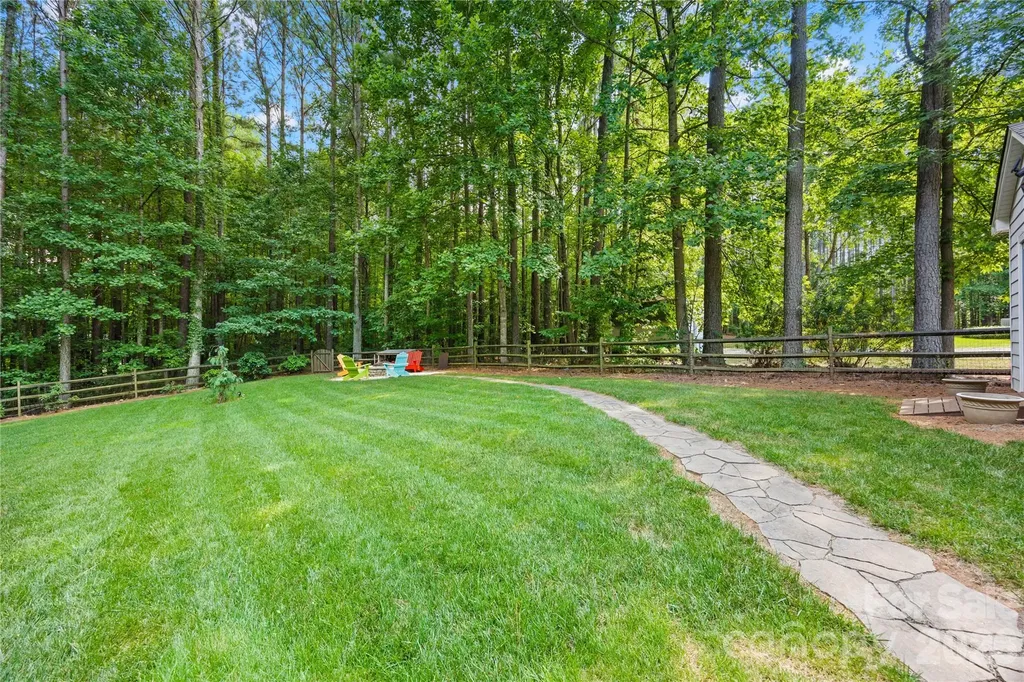 6998 Ridgeway Road Stanley NC 28164