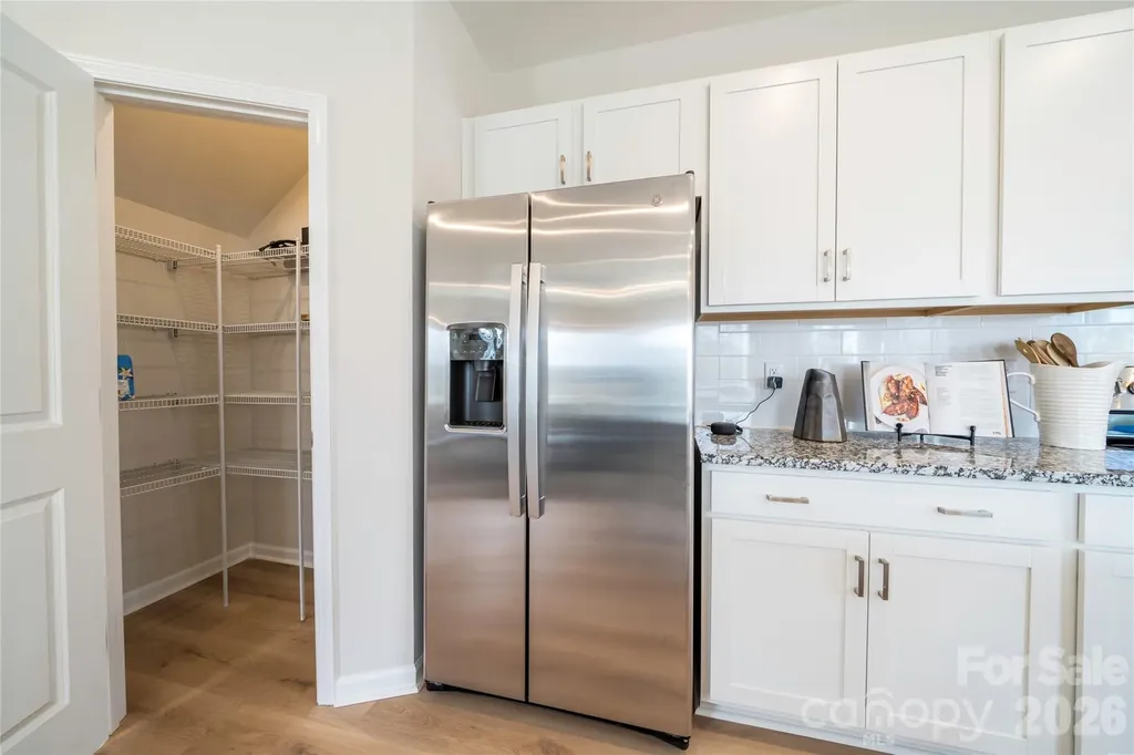 6041 Longar Lane Charlotte NC 28269