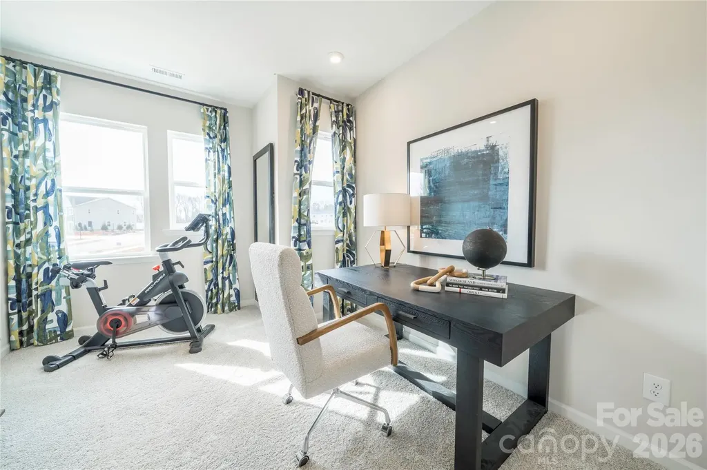 6041 Longar Lane Charlotte NC 28269