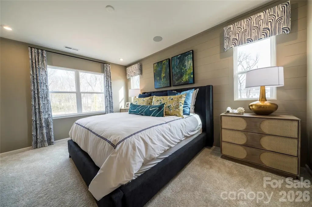 6041 Longar Lane Charlotte NC 28269