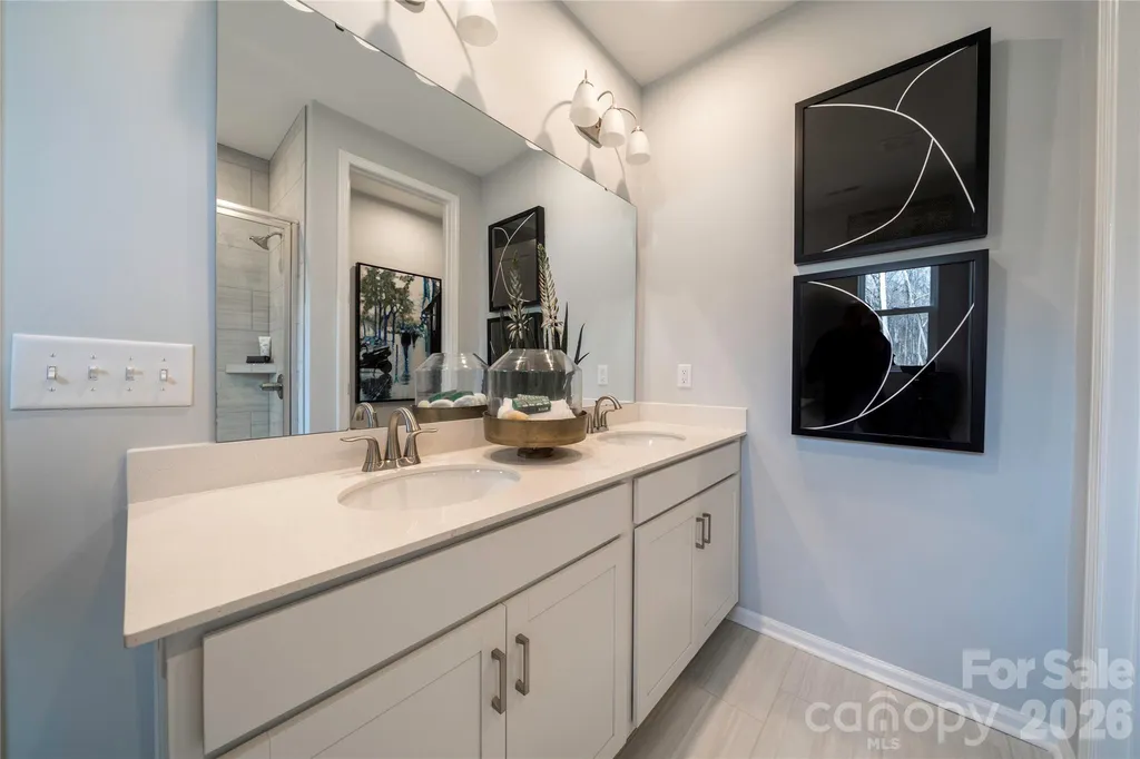6041 Longar Lane Charlotte NC 28269
