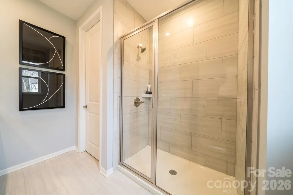 6041 Longar Lane Charlotte NC 28269