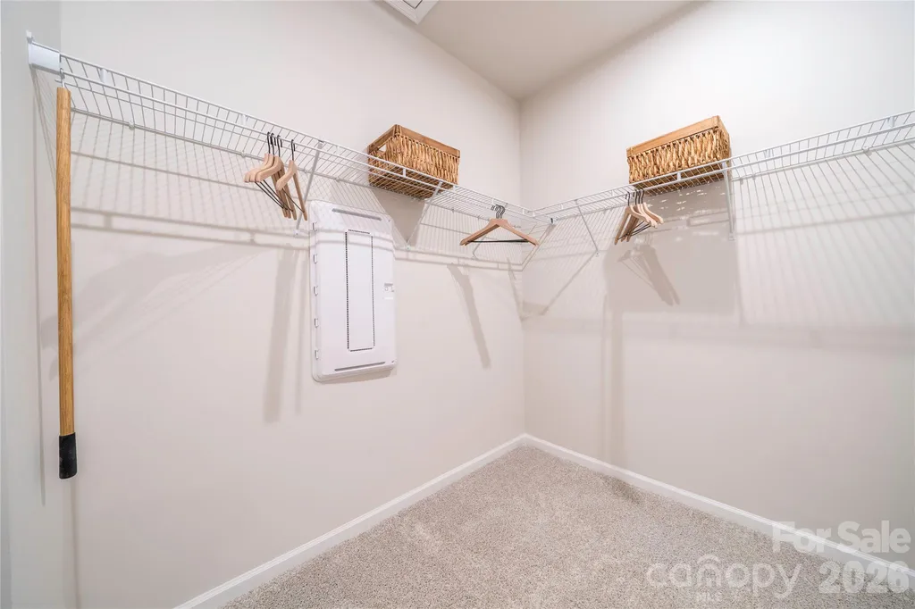 6041 Longar Lane Charlotte NC 28269