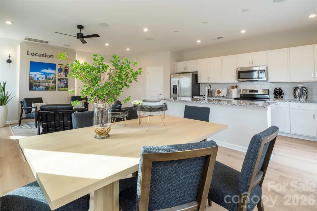 6041 Longar Lane Charlotte NC 28269