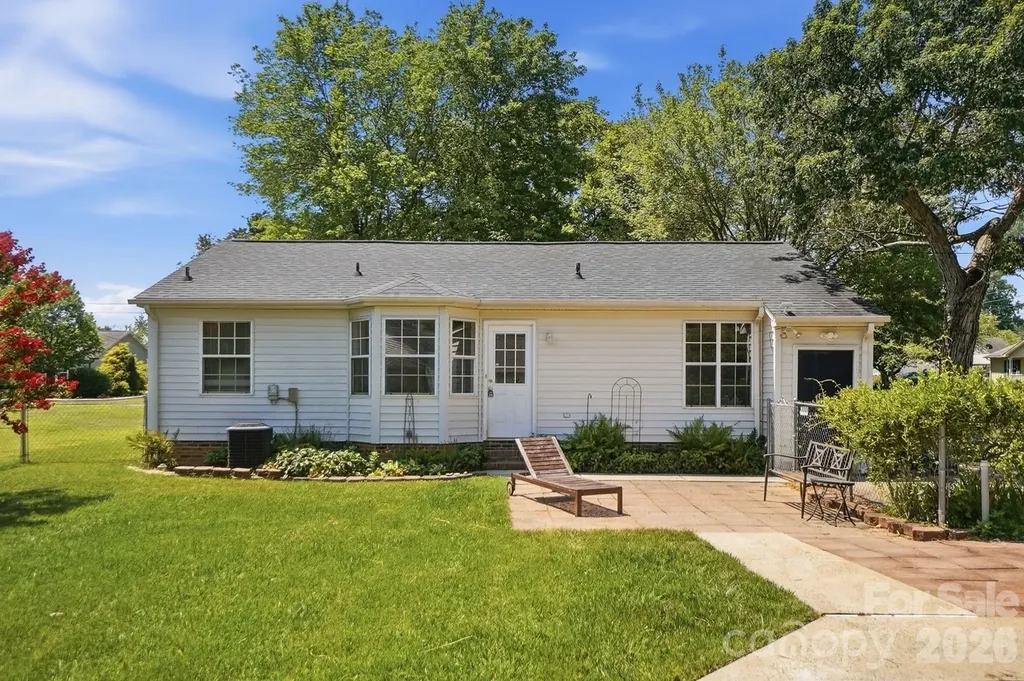 2101 Palm Lane Belmont NC 28012