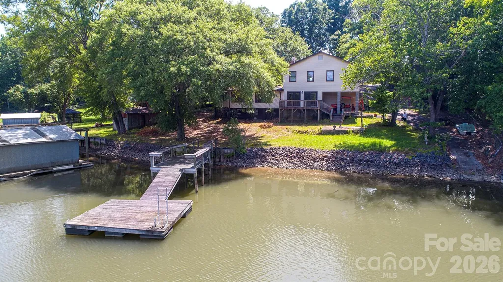 15722 Rhinehill Road Charlotte NC 28278
