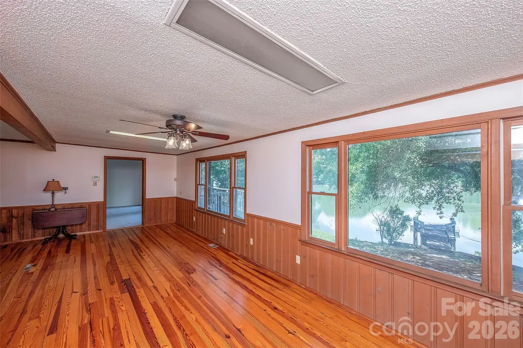 15722 Rhinehill Road Charlotte NC 28278