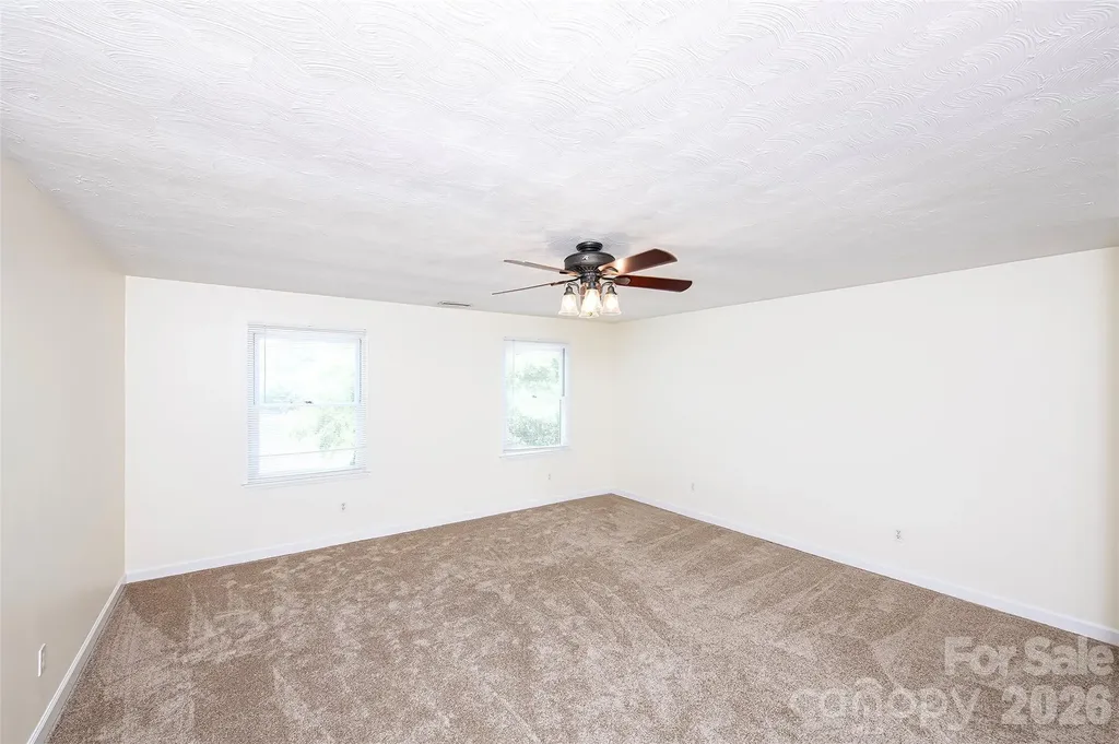 15722 Rhinehill Road Charlotte NC 28278