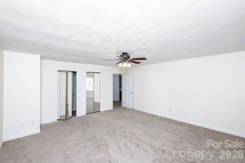 15722 Rhinehill Road Charlotte NC 28278