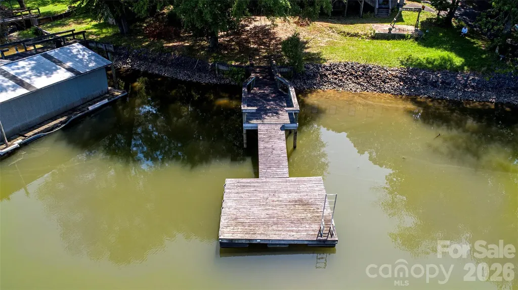 15722 Rhinehill Road Charlotte NC 28278