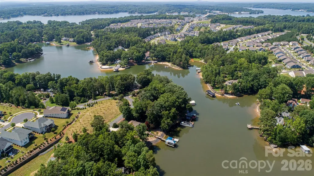 15722 Rhinehill Road Charlotte NC 28278