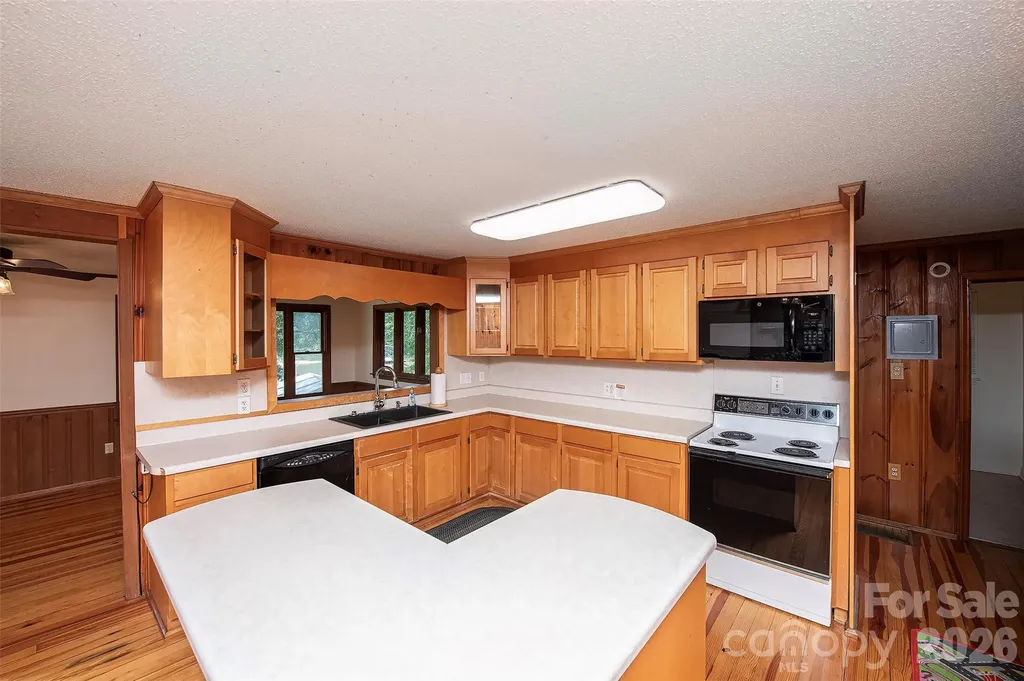 15722 Rhinehill Road Charlotte NC 28278