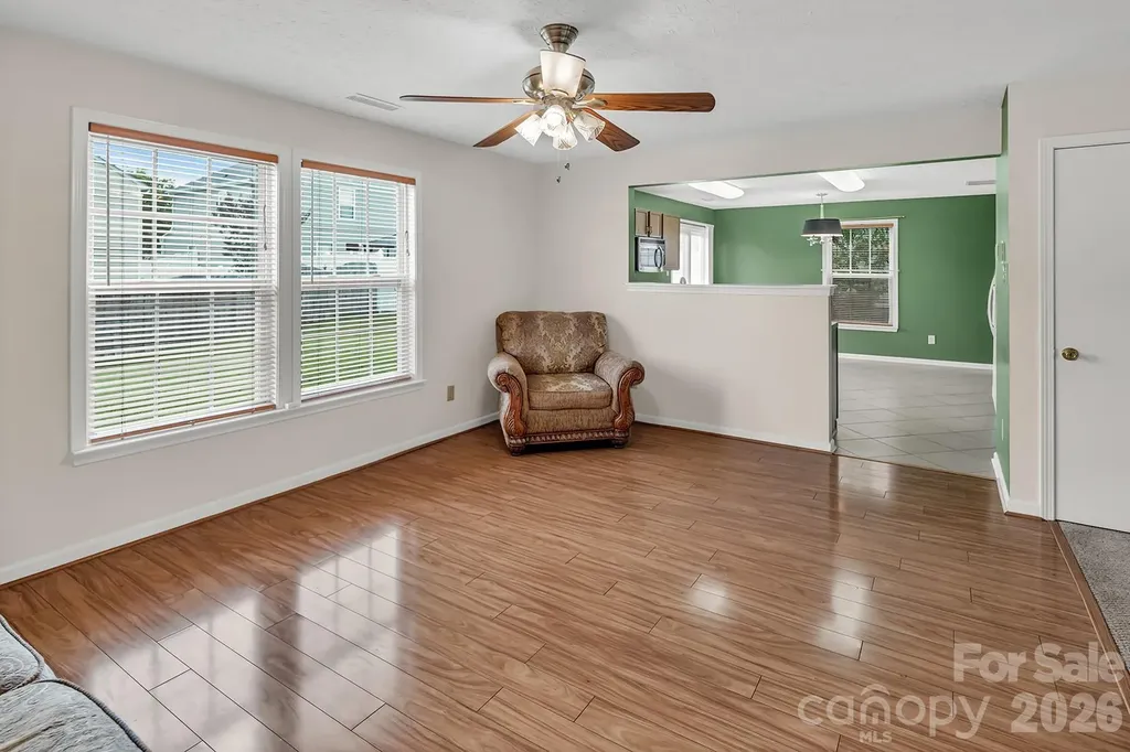 825 Chastain Avenue Concord NC 28025