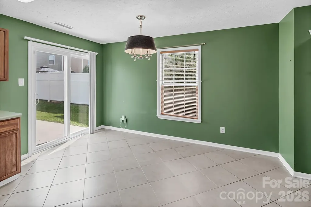 825 Chastain Avenue Concord NC 28025