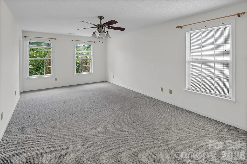 825 Chastain Avenue Concord NC 28025