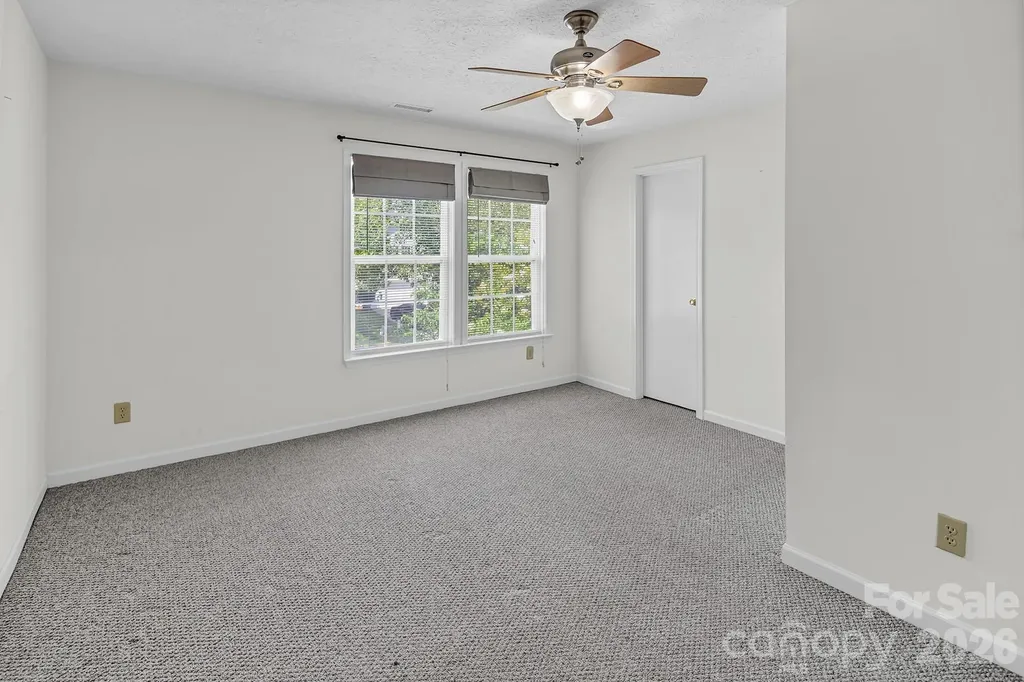 825 Chastain Avenue Concord NC 28025
