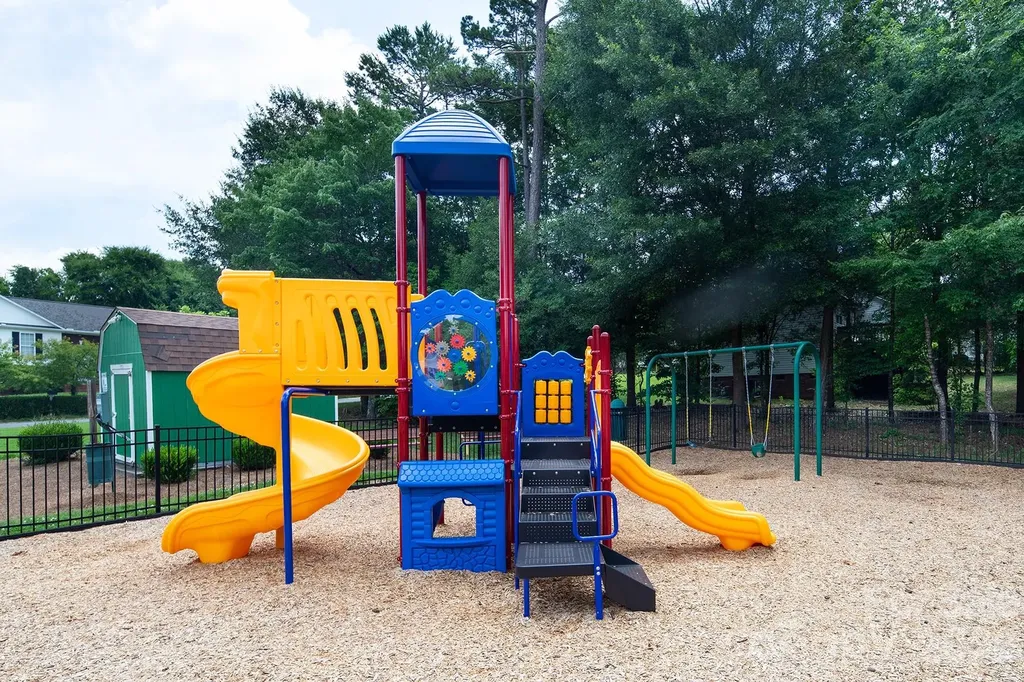 825 Chastain Avenue Concord NC 28025