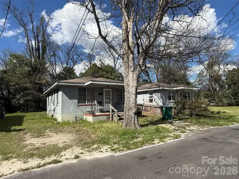 116/122/124/126 Godfrey Street Cheraw SC 29520