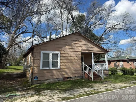 116/122/124/126 Godfrey Street Cheraw SC 29520