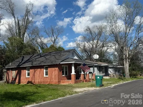 116/122/124/126 Godfrey Street Cheraw SC 29520