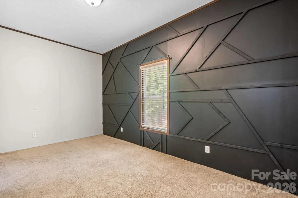 2876 Burma Road E Nebo NC 28761