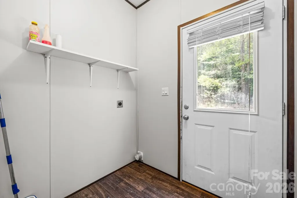 2876 Burma Road E Nebo NC 28761