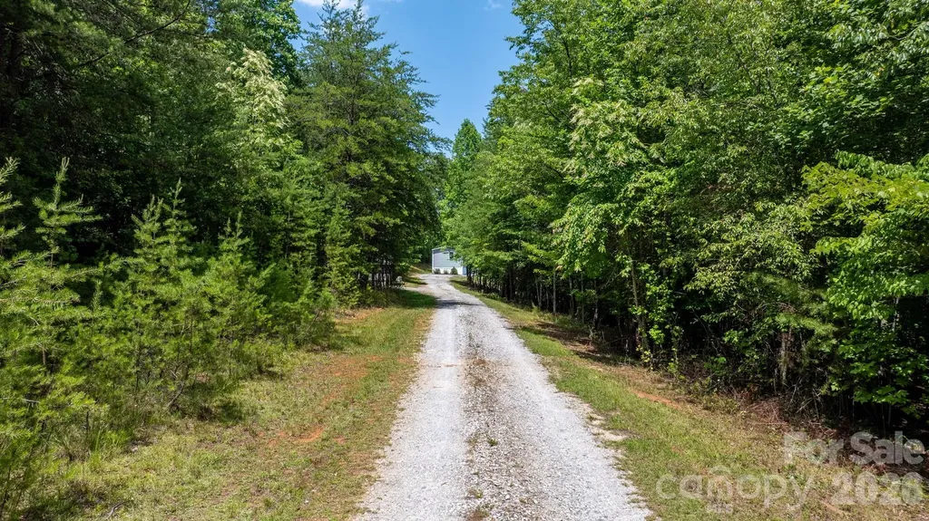 2876 Burma Road E Nebo NC 28761