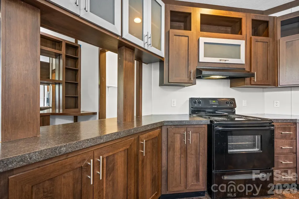 2876 Burma Road E Nebo NC 28761