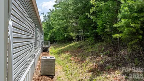 2876 Burma Road E Nebo NC 28761