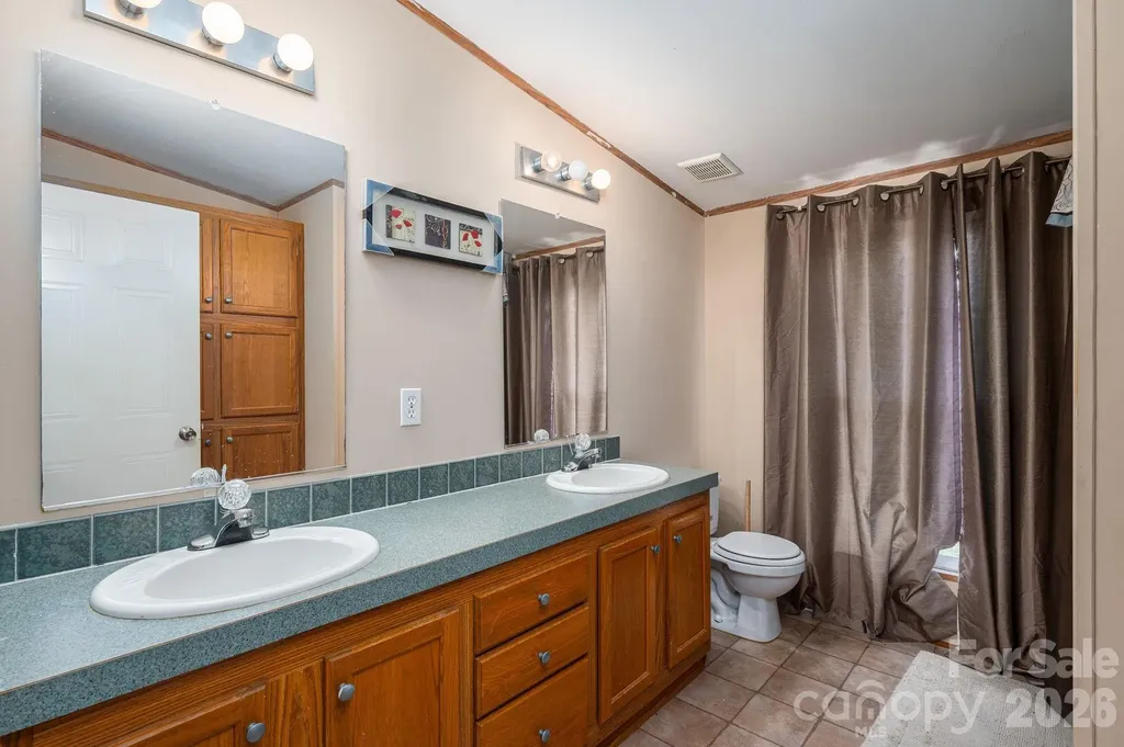 5047 Southbrook Drive Kings Mountain NC 28086