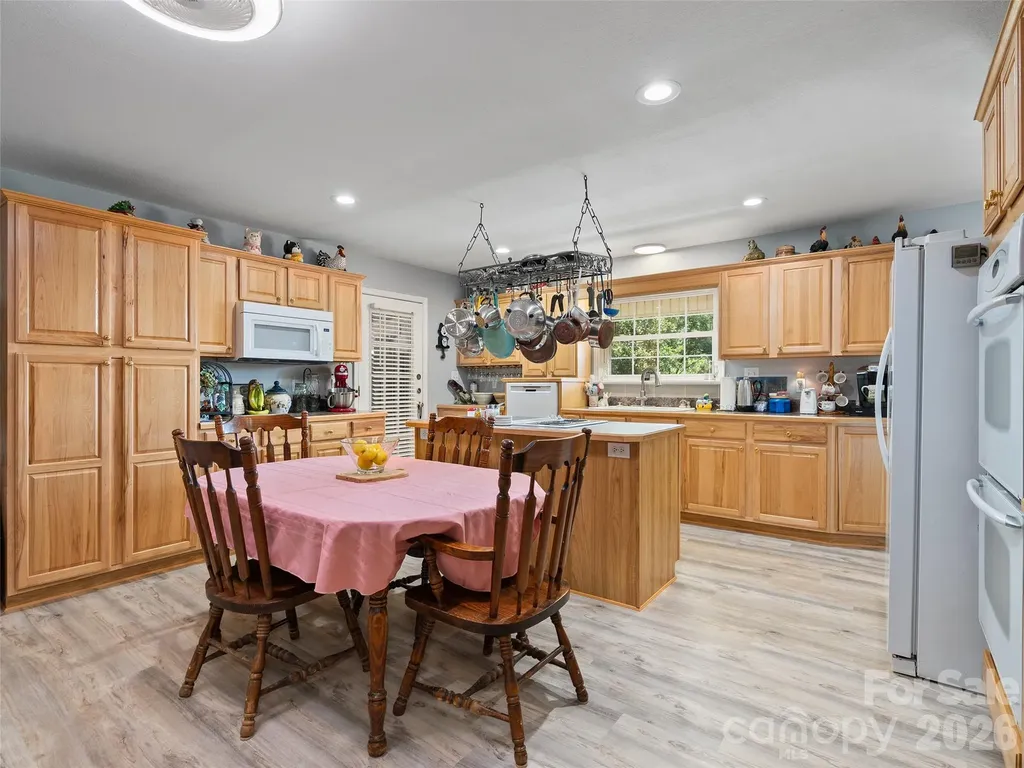 81 Aldens Way Clyde NC 28721