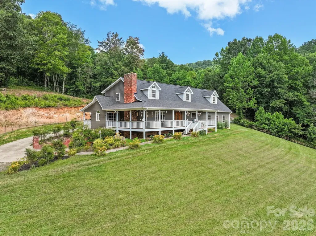 81 Aldens Way Clyde NC 28721
