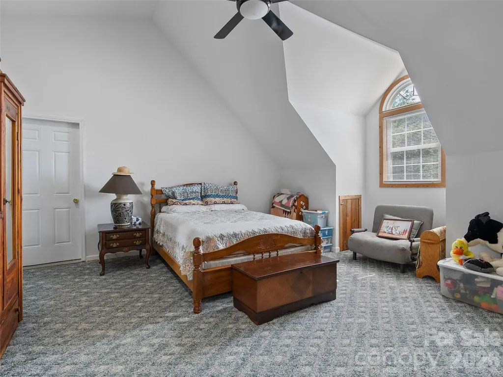 81 Aldens Way Clyde NC 28721