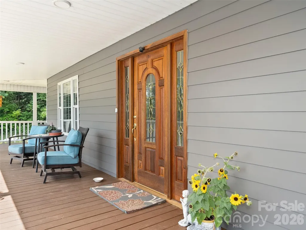 81 Aldens Way Clyde NC 28721