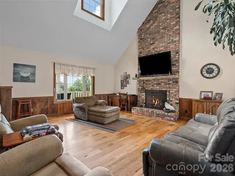 81 Aldens Way Clyde NC 28721