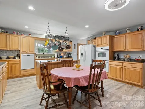 81 Aldens Way Clyde NC 28721