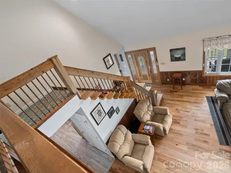 81 Aldens Way Clyde NC 28721