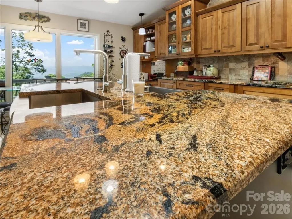 1355 Moonshine Mountain Road Burnsville NC 28714