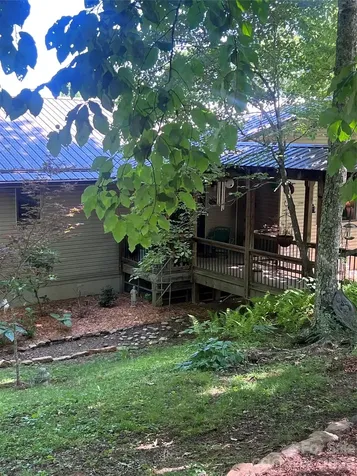 1355 Moonshine Mountain Road Burnsville NC 28714
