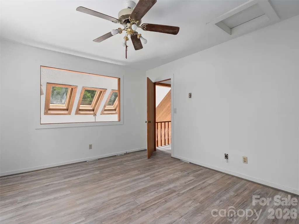 25 Little Creek Lane Maggie Valley NC 28751