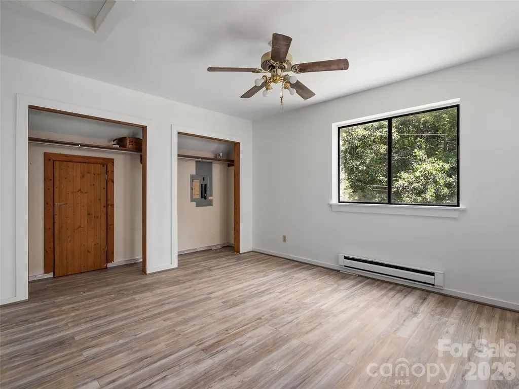 25 Little Creek Lane Maggie Valley NC 28751