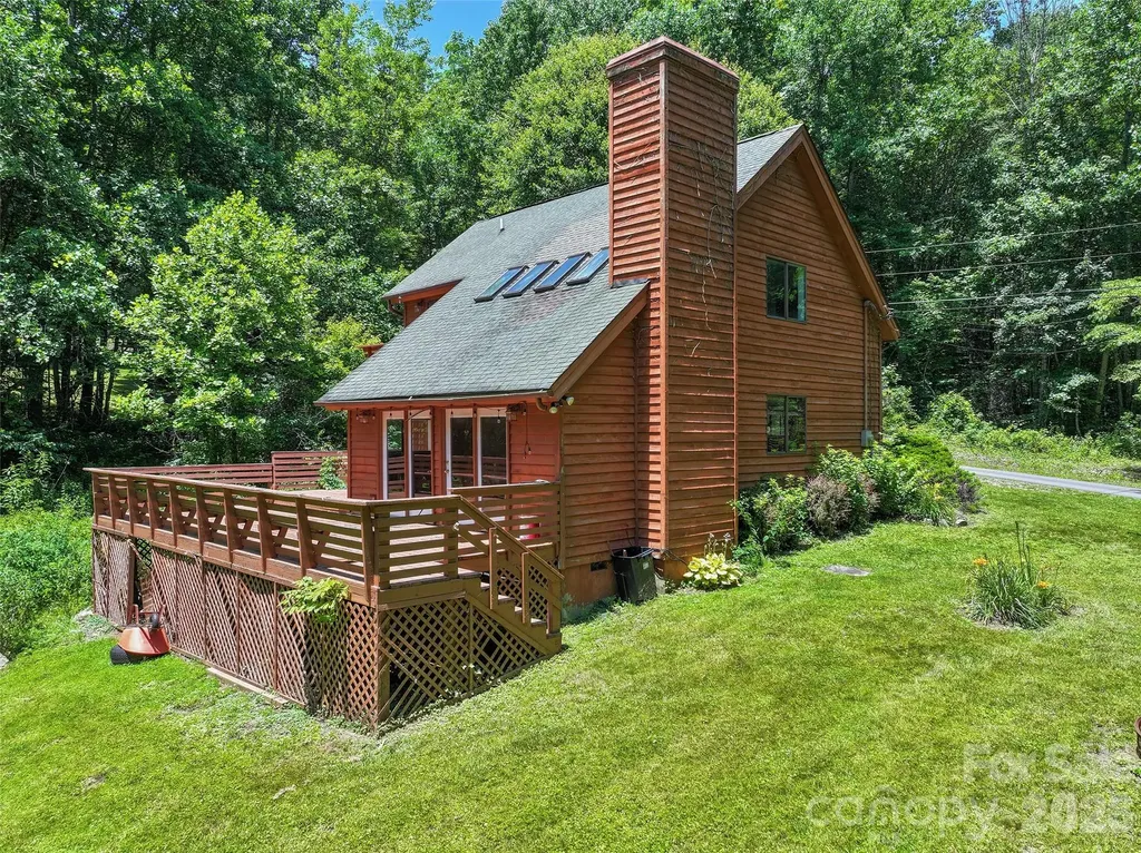 25 Little Creek Lane Maggie Valley NC 28751